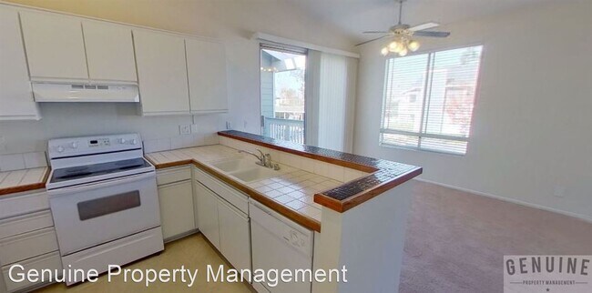 Building Photo - 2 br, 1.5 bath House - 12092 Sylvan River ...