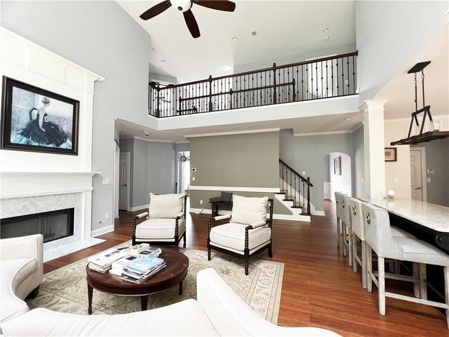 Building Photo - 7190 Belcrest Dr