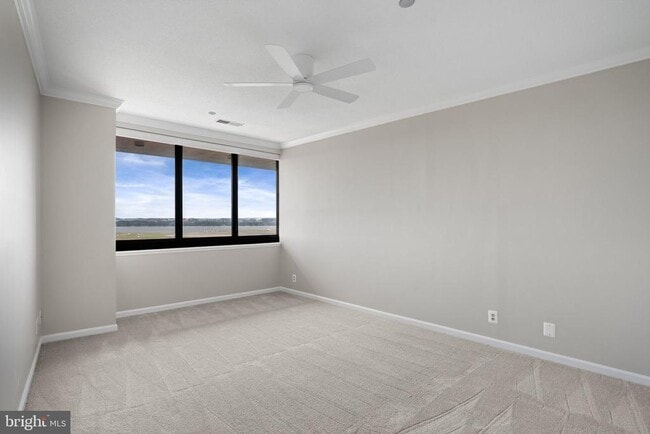 Building Photo - 1805 Crystal Dr