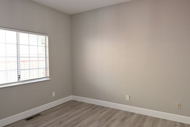 Building Photo - Nice Willow Glen Bungalow, Pet Friendly, 2...