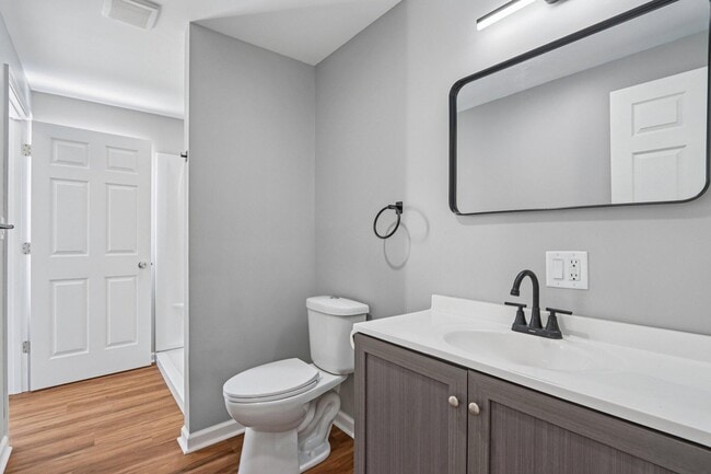 Building Photo - 5315 73rd St