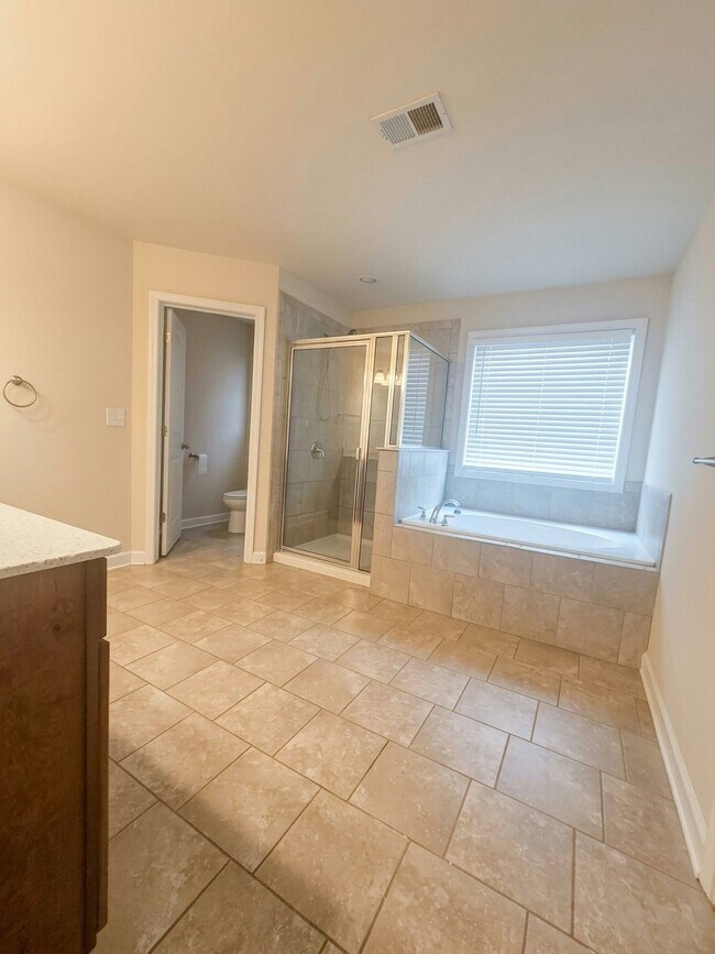 Building Photo - 7055 Jamestown Dr