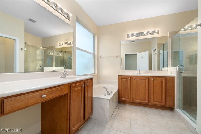 Building Photo - 7009 Romana Way