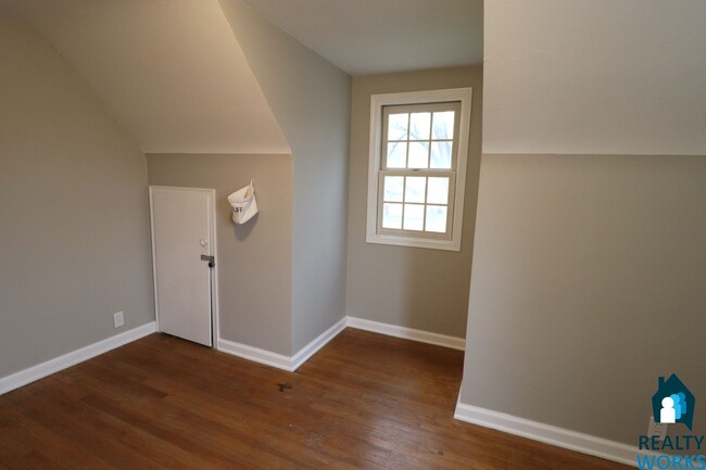 Building Photo - Adorable 3 Bed House!