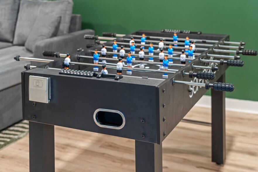 Building Photo - 1618 Cooper Lake Rd SE