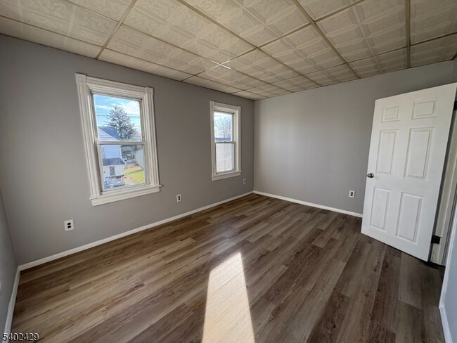 Building Photo - 741 North Blvd