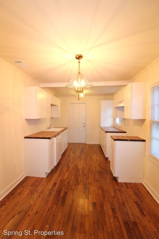 Building Photo - 2 br, 1 bath House - 5539 Blackwell Street