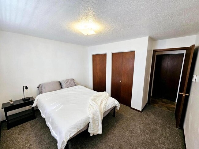 Building Photo - 309 W Washington Ave