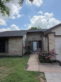 Building Photo - 20122 Lions Gate Dr