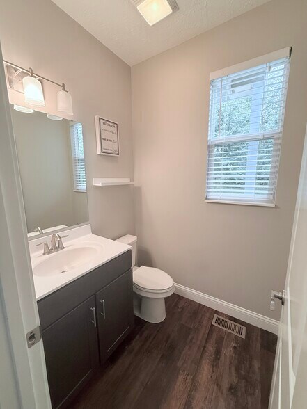 Building Photo - 3117 W Millstone Dr