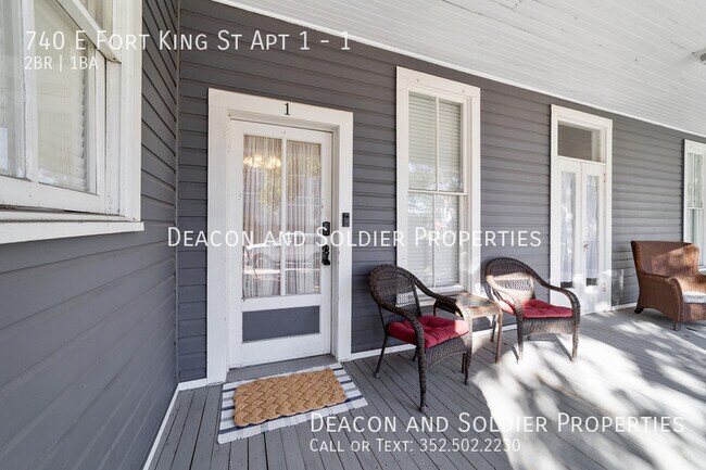 Building Photo - 740 E Fort King St