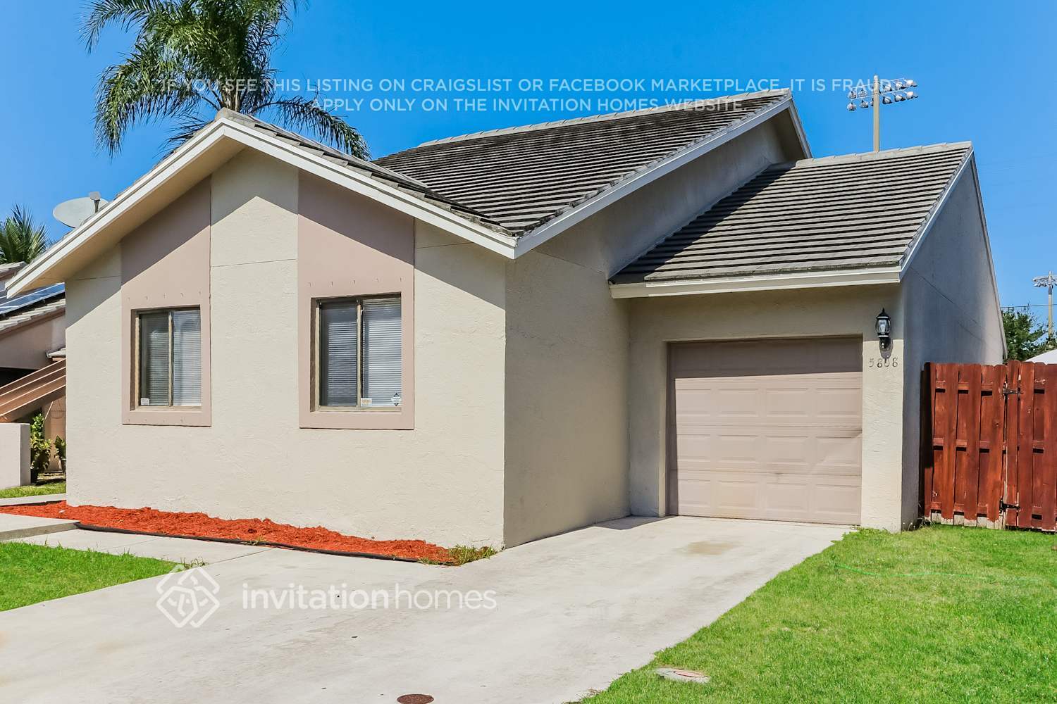 Building Photo - 5808 Strawberry Lakes Cir