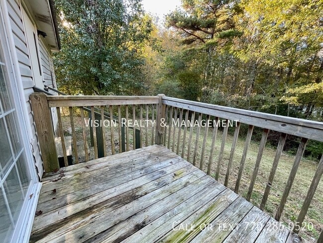 Building Photo - 25 Watercrest Ln