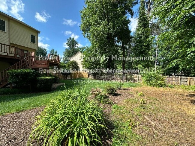 Building Photo - 790 Woodmont Dr
