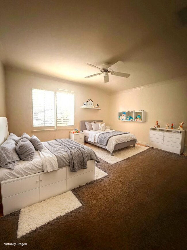 Building Photo - Spacious 5 Bed (4bed+Bonus room)/3 Bath 3000sq ft home in Laguna Niguel Guard Gated Community