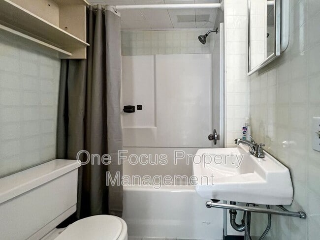 Building Photo - 413 Jordan Ave