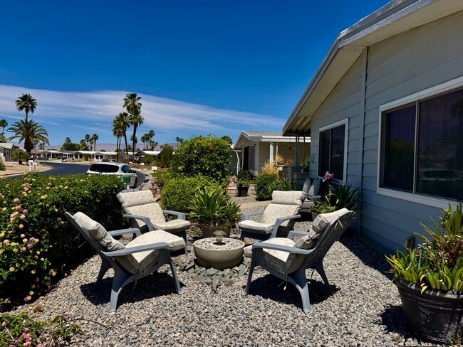 Building Photo - 38890 Desert Greens Dr W