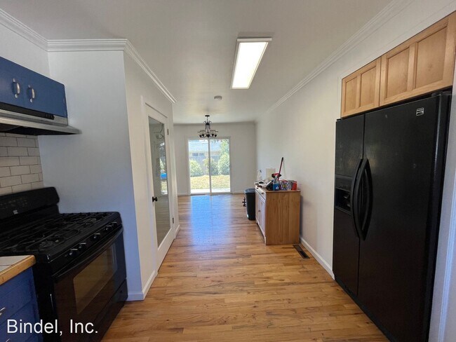 Building Photo - 3 br, 2 bath House - 4170 Cedar St