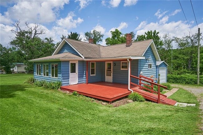 Building Photo - 105 Howard Derrick Ln
