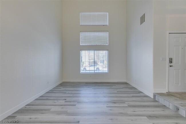 Building Photo - 1581 Peaceful Pine St