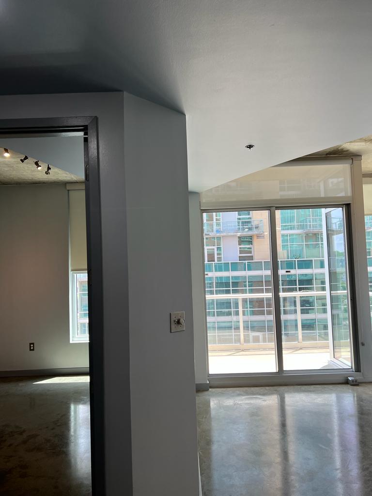 Building Photo - 600 12th Ave S