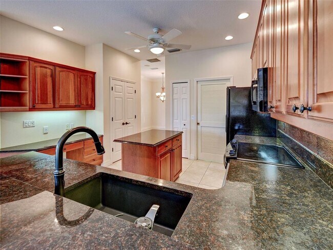 Building Photo - 523 Habitat Blvd