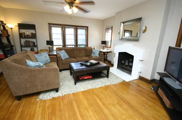 Living Room - 1773 King Ave