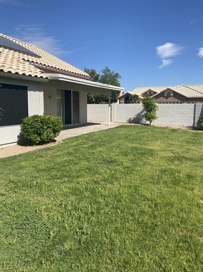 Building Photo - 525 W Candlewood Ln