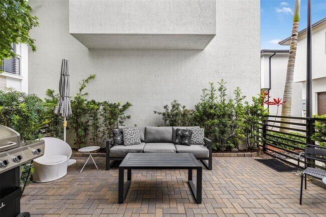 Building Photo - 8234 NW 46th Terrace