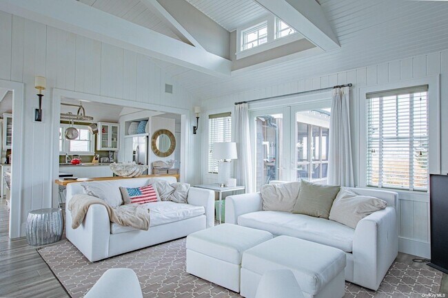 Building Photo - 11 Captree Island