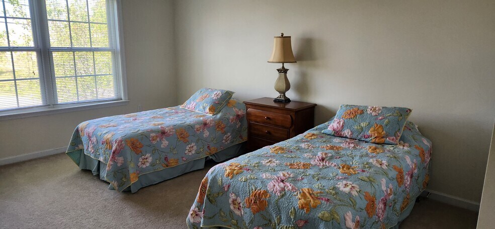 Bedroom #2 - 508 Summerset Ct