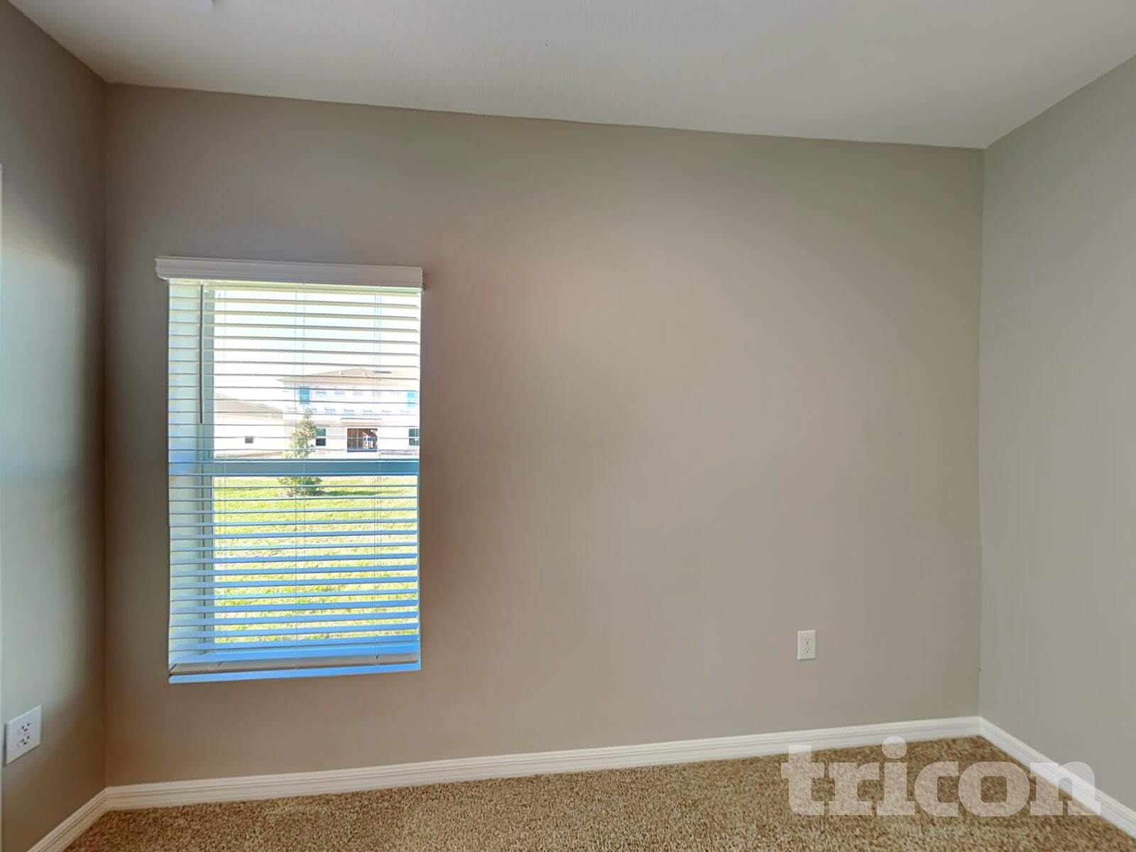 Building Photo - 252 Garnet Ave