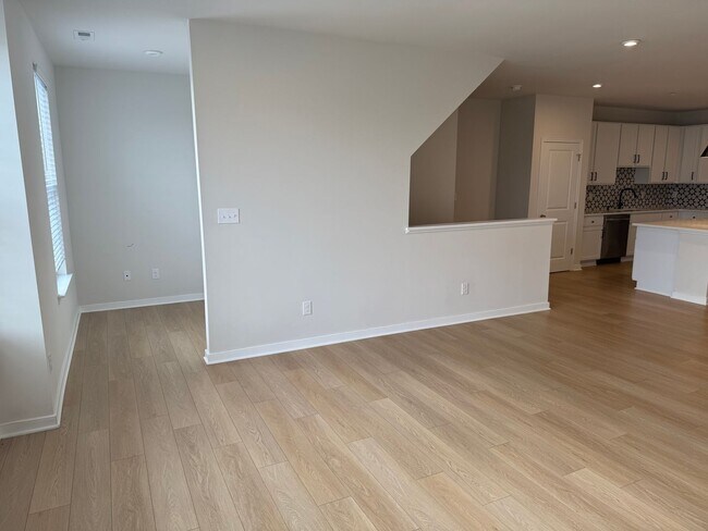 Building Photo - 2435 Ownby Ln