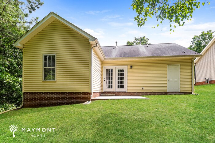 Building Photo - 677 Continental Dr