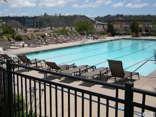 Building Photo - Beautiful  Escala Townhome  in Resort Styl...