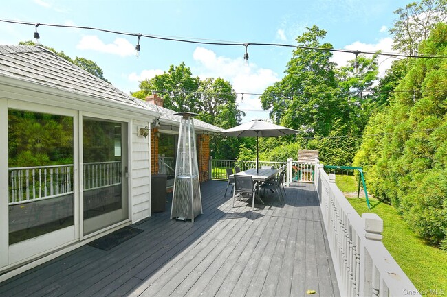 Building Photo - 2 Cherrywood Ln