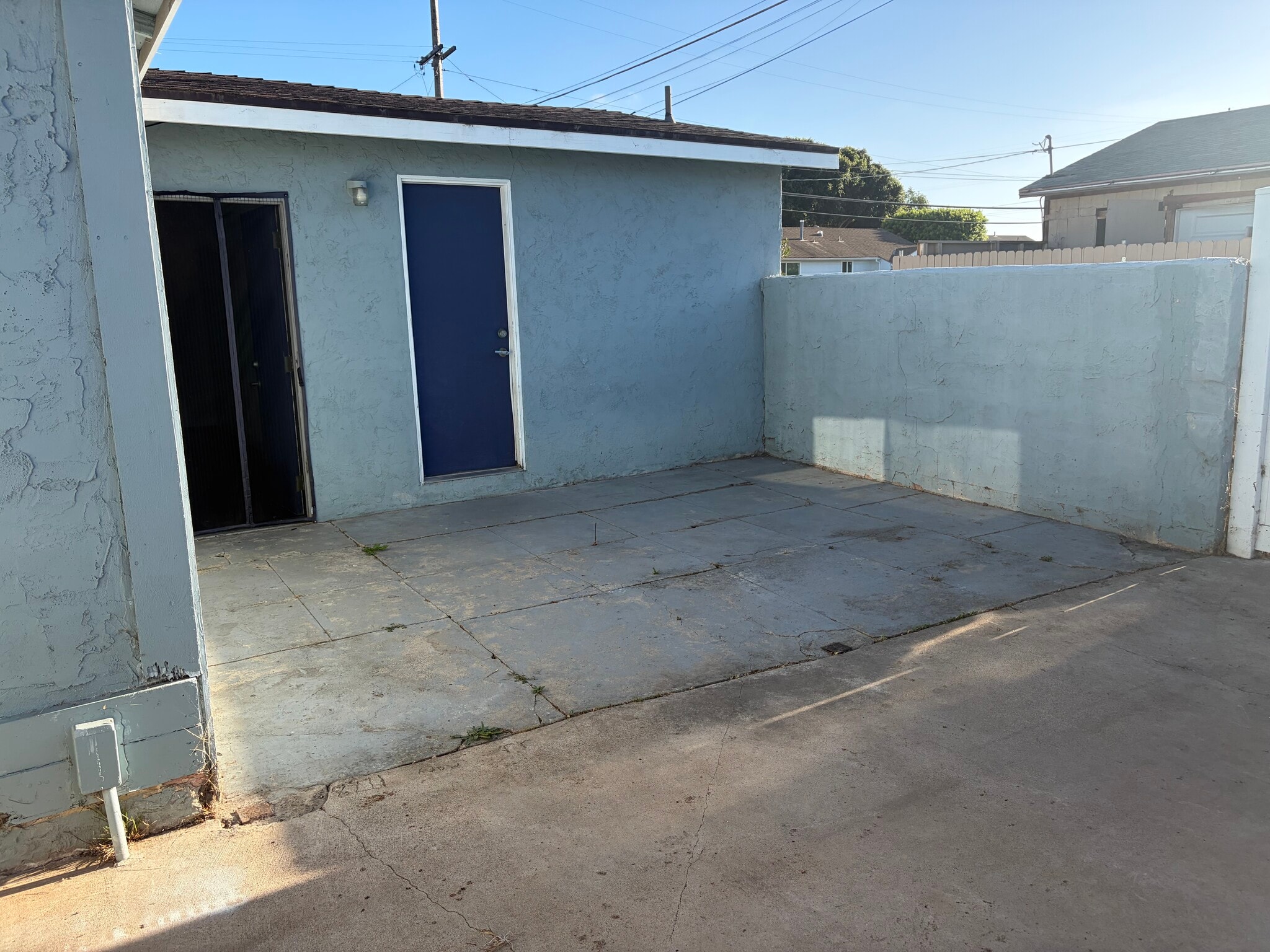 Building Photo - 1440 Fern Ave
