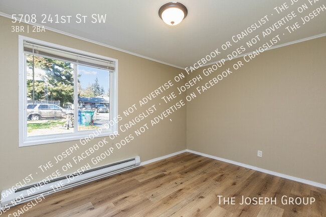 Building Photo - 5708 241st St SW