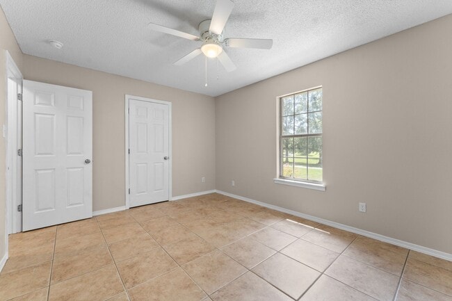 Building Photo - 20952 Liberty Ln