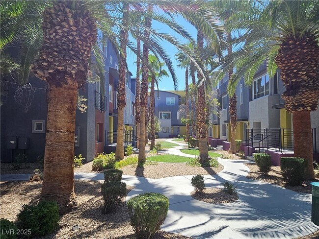 Building Photo - 9050 W Tropicana Ave