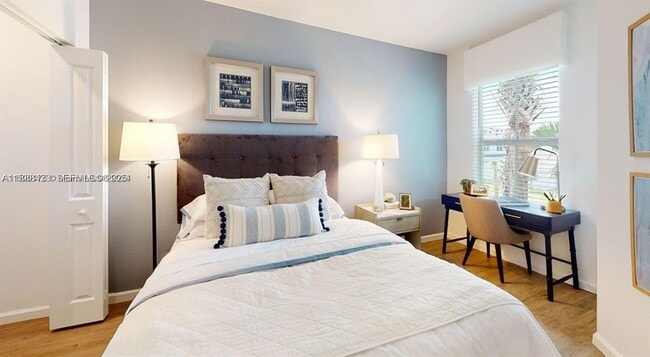 Building Photo - 10241 SW Newberry Ave