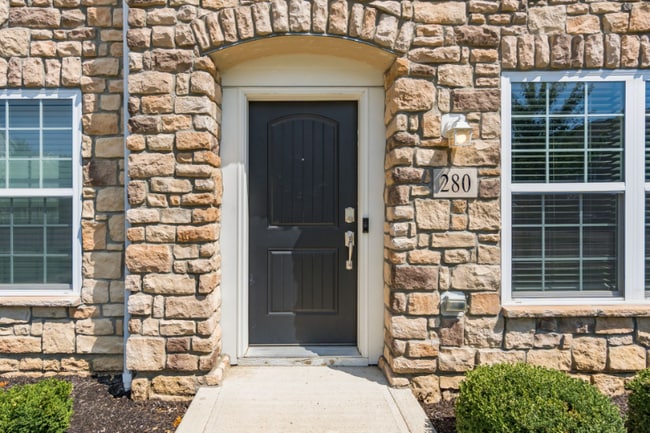Building Photo - 280 Autumn Ridge Cir