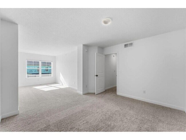 Building Photo - 15011 Adare Way