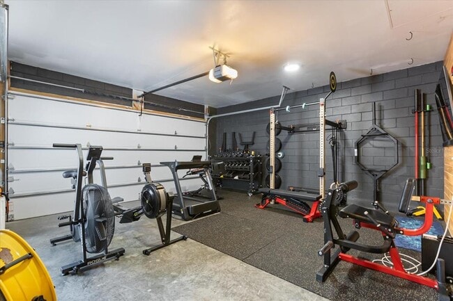 Building Photo - 1049 N Kentucky Ave