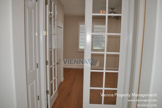 Building Photo - 3750 Jennieke Ct