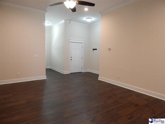 Building Photo - 3750 Tetbury St