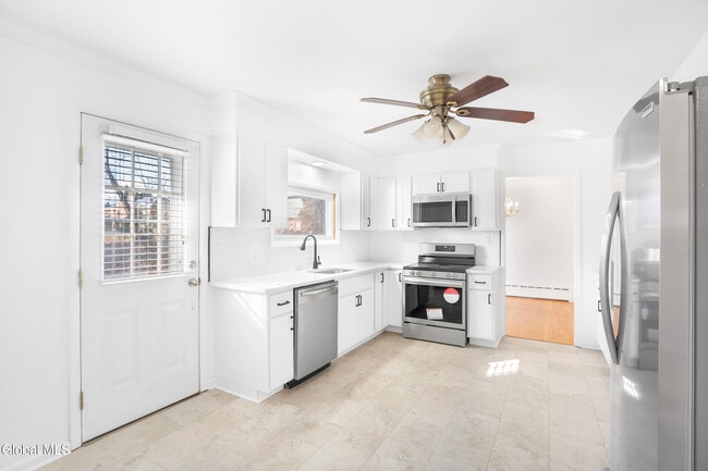 Building Photo - 188 Hackett Blvd