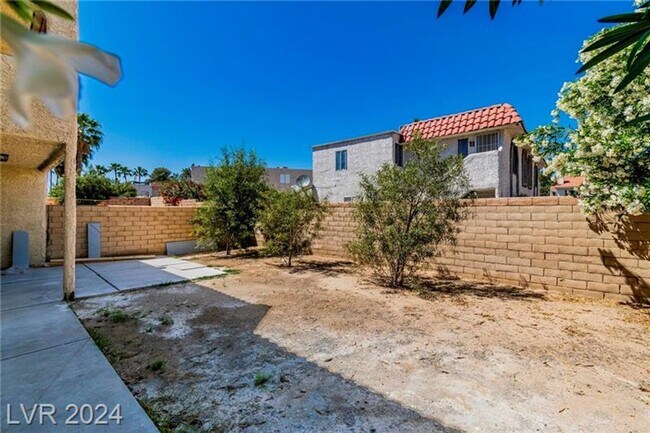 Building Photo - 1730 Jupiter Ct