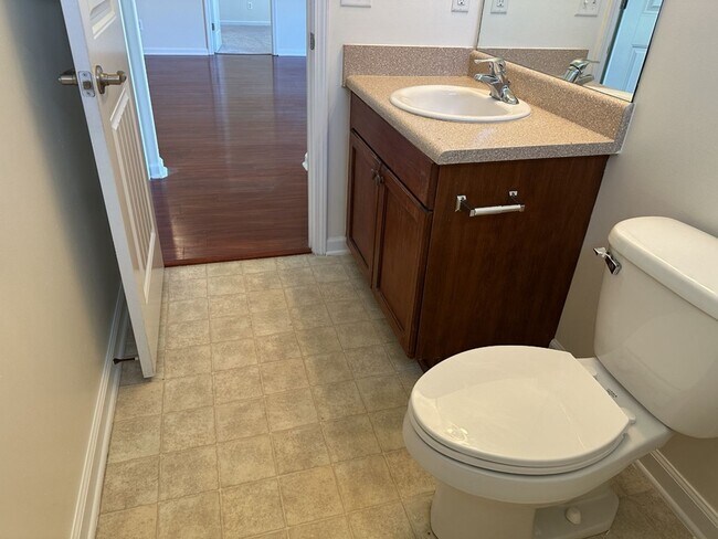 Building Photo - 20 Wesleyan Dr