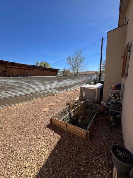 Building Photo - 4600 6th St NW